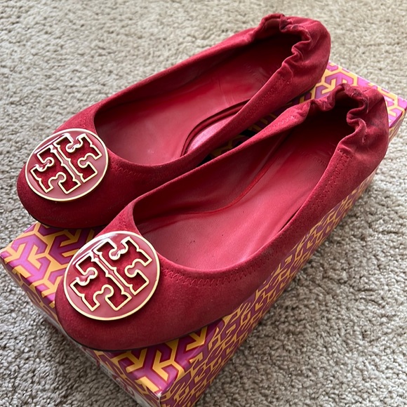 Tory Burch Red Suede Reva Flat 9 - Picture 1 of 15